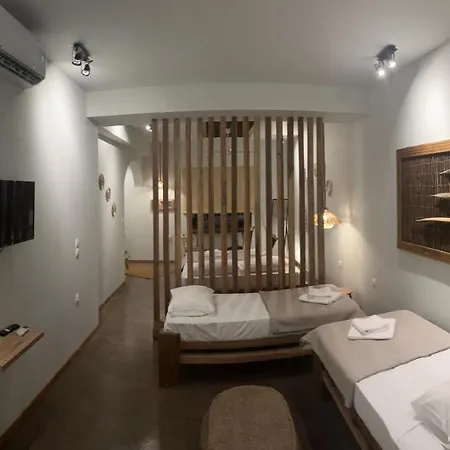 Elia's Hotel